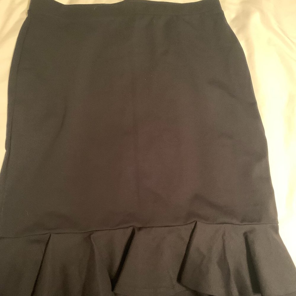 (Special Occasion) Black skirt w/ ruffle detail (new w/ tag)